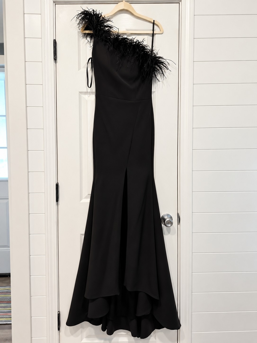 Black One-Shoulder Feather Trim Formal Gown